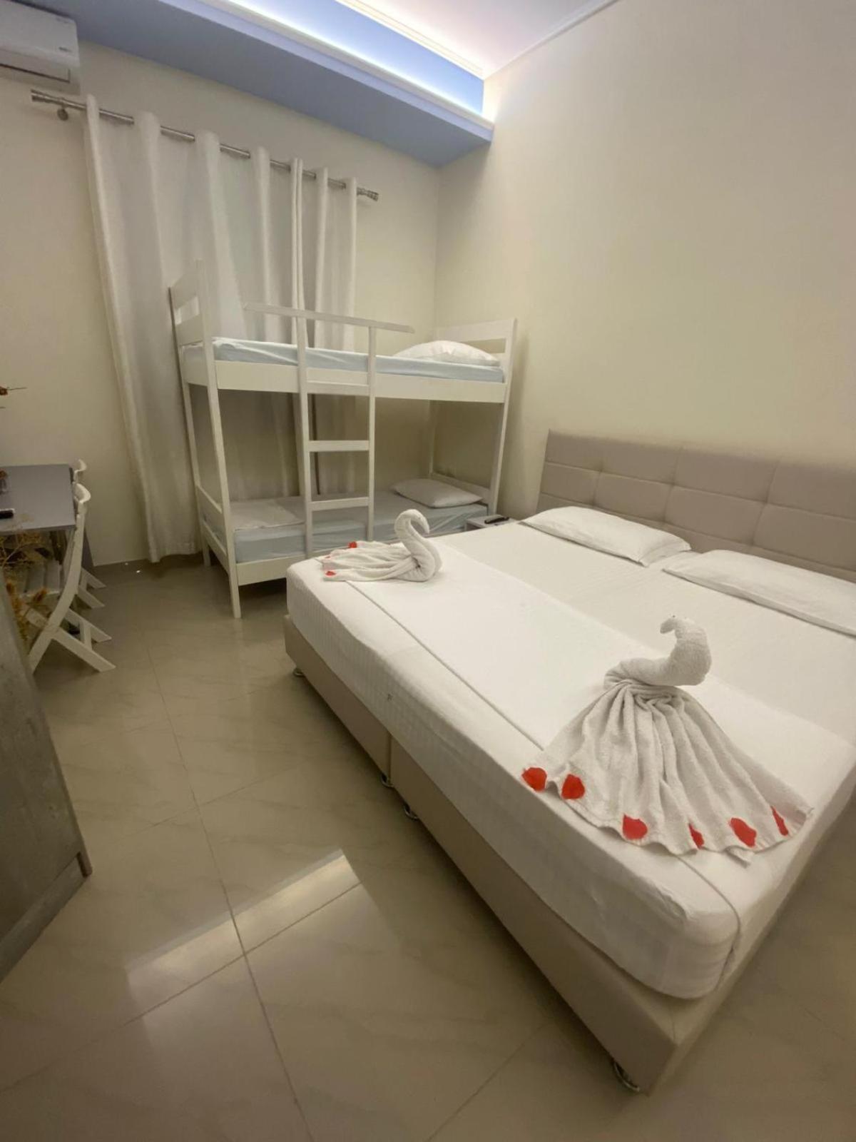 Fa_Holidays Vlorë Eksteriør billede