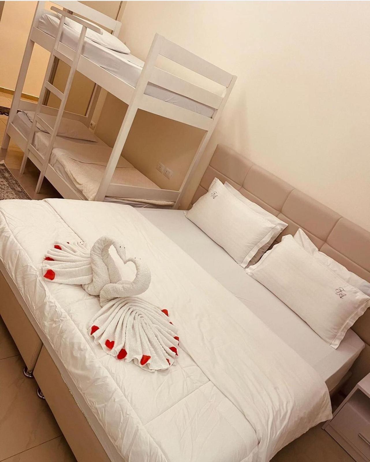Fa_Holidays Vlorë Eksteriør billede