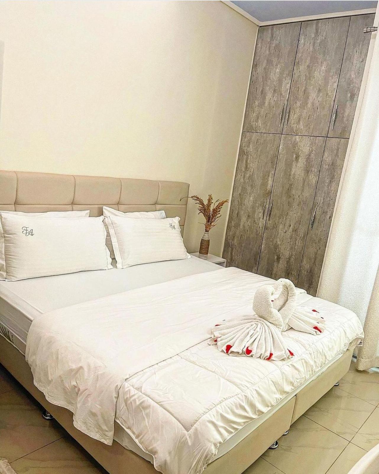 Fa_Holidays Vlorë Eksteriør billede