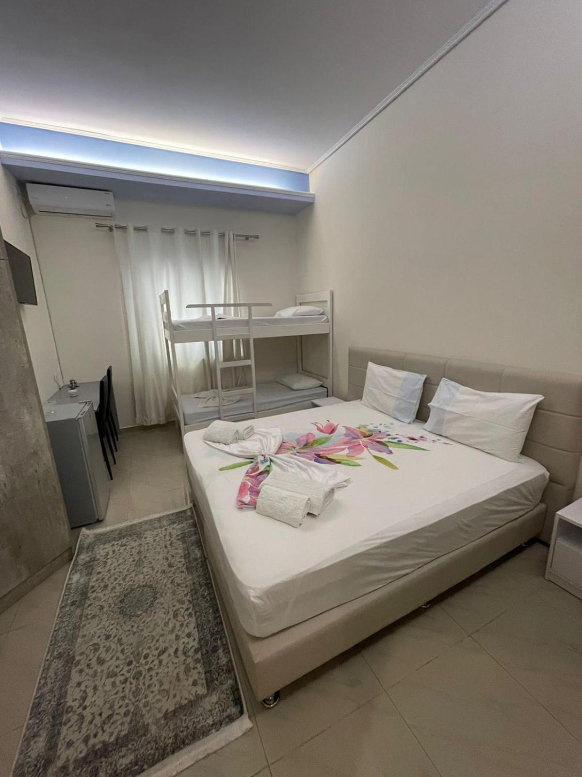 Fa_Holidays Vlorë Eksteriør billede